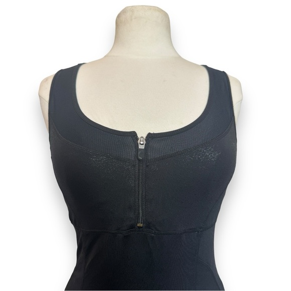 Cynthia Rowley Athleisure Tank Top - Picture 6 of 7